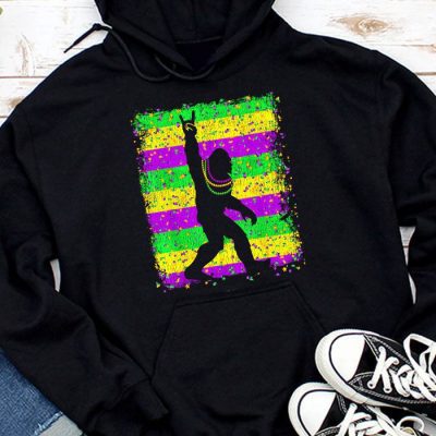 Bigfoot Mardi Gras Sasquatch Funny Men Kids Gift Tee Hoodie MHS1152
