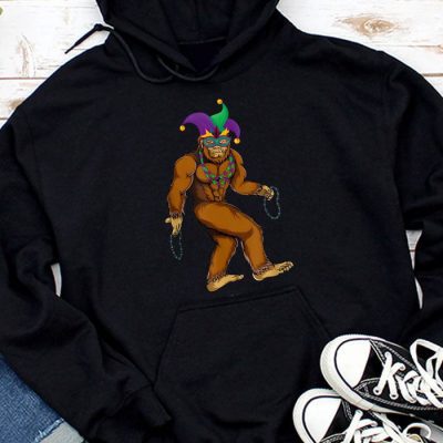 Bigfoot Mardi Gras Sasquatch Funny Men Kids Gift Tee Hoodie MHS1153