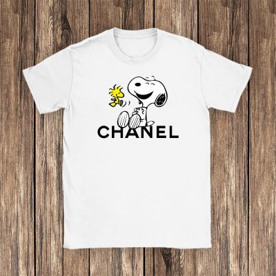 Chanel Snoopy Dog Unisex T-Shirt TBT1309