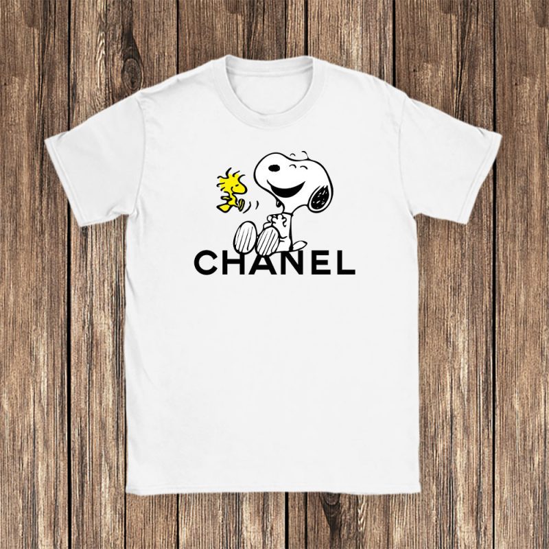 Chanel Snoopy Dog Unisex T-Shirt TBT1309