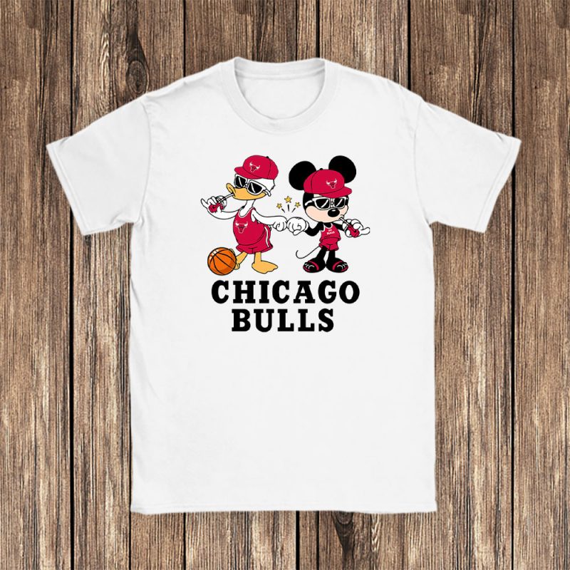 Mickey Mouse X Donald Duck X Chicago Bulls Team X Nba X Basketball Unisex T-Shirt TBT1330