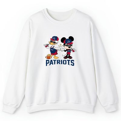 Mickey Mouse X Donald Duck X New England Patriots Team X Nfl X American Football Unisex Sweatshirt TBS1339