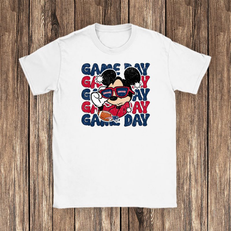 Mickey Mouse X Game Day X New England Patriots Team Unisex T-Shirt TBT1449