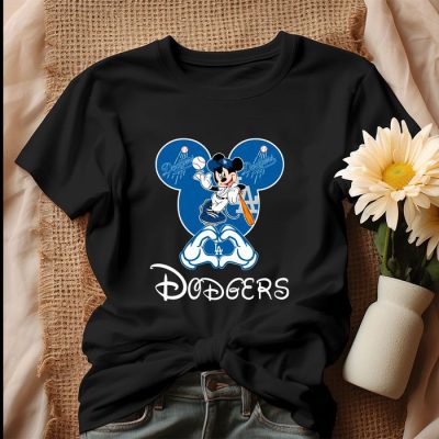 Disney Mickey Loves Los Angeles Dodgers Heart Unisex T-Shirt IPP2273