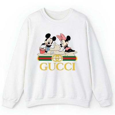 Gucci Mickey And Minnie Mouse On The Beach Crewneck Sweatshirt CSTB0445