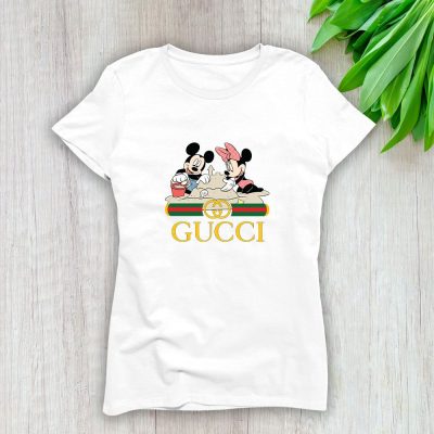 Gucci Mickey And Minnie Mouse On The Beach Lady T-Shirt Luxury Tee For Women LDS1468