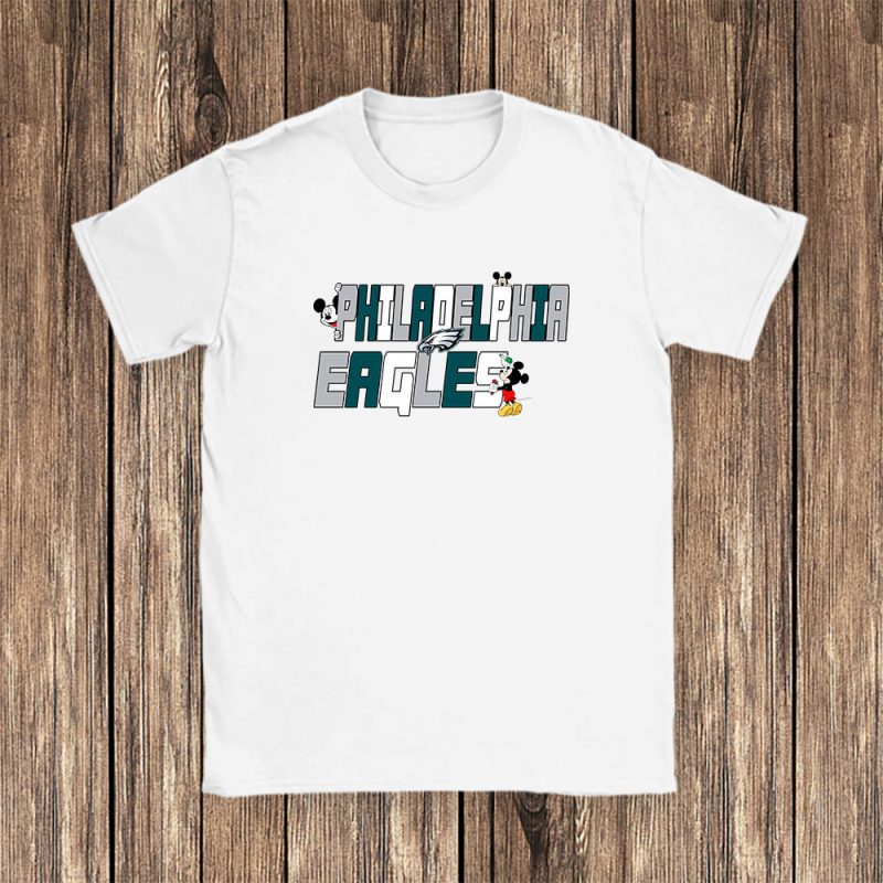 Mickey Mouse X Philadelphia Eagles Team X NFL X American Football Unisex T-Shirt Cotton Tee TAT4432