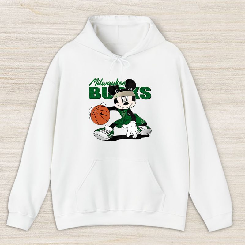 Mickey Mouse X Milwaukee Bucks Team NBA Basketball Fan Unisex Hoodie TAH8624