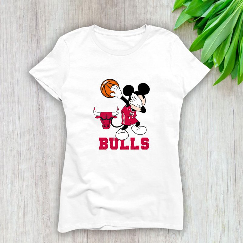 Mickey Mouse X Dabbing Dance X Chicago Bulls Team X NBA X Basketball Lady T-Shirt Women Tee LTL10878