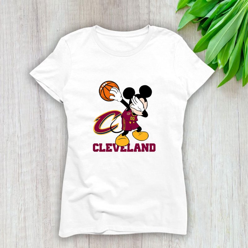 Mickey Mouse X Dabbing Dance X Cleveland Cavaliers Team X NBA X Basketball Lady T-Shirt Women Tee LTL10877