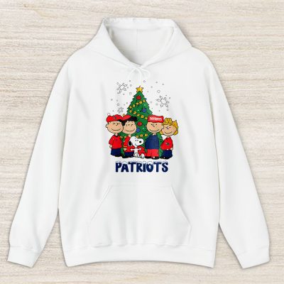 New England Patriots Merry Christmas NFL Gift For Fan Christmas Snoopy And Friends Unisex Hoodie TAS20926